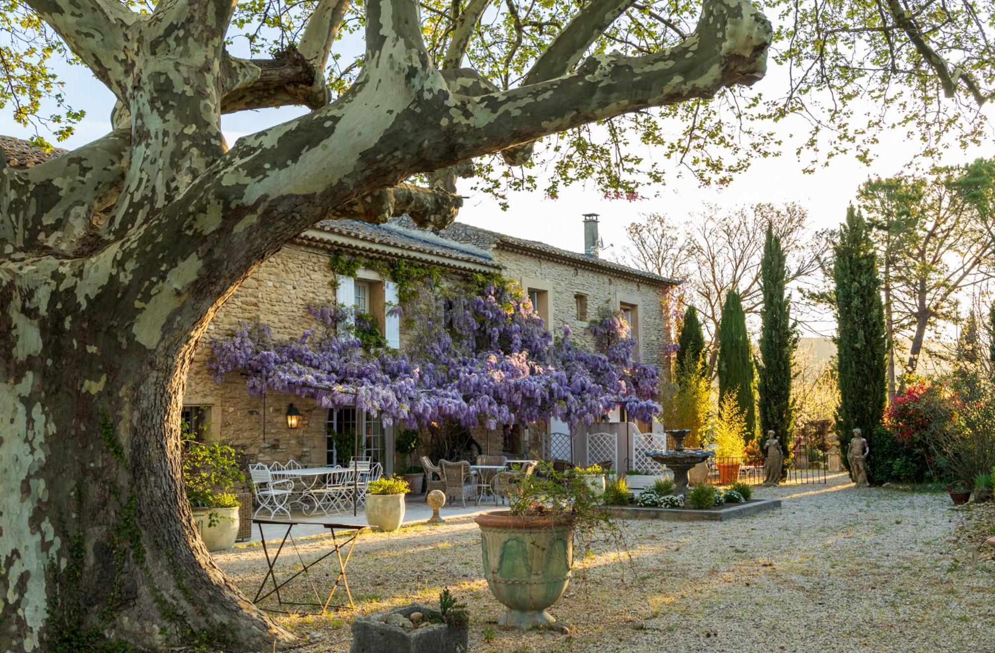 Le Clos De Lucie Lagnes Buitenkant foto
