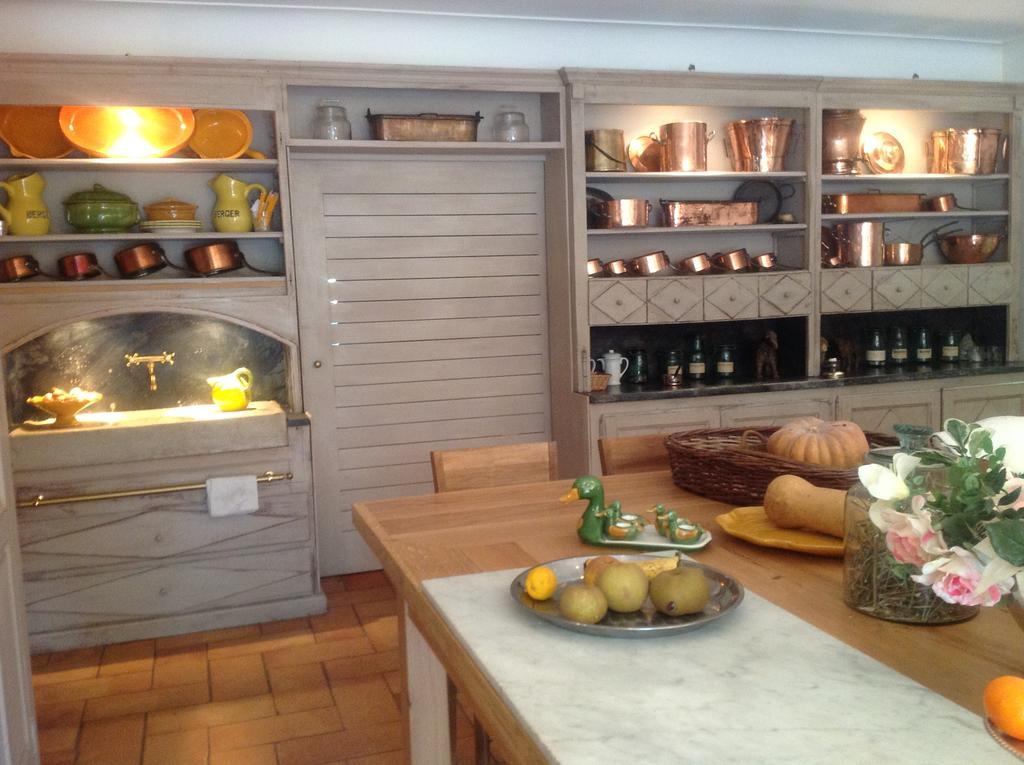 Le Clos De Lucie Lagnes Buitenkant foto
