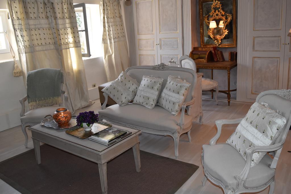 Le Clos De Lucie Lagnes Buitenkant foto